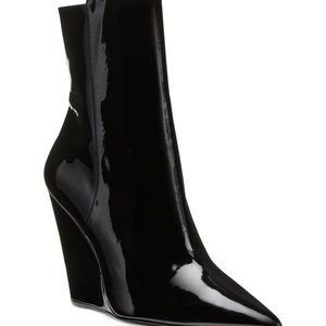 Stuart Weitzman Women’s 100 Zip Bootie, New Without Box, Never Worn, Black